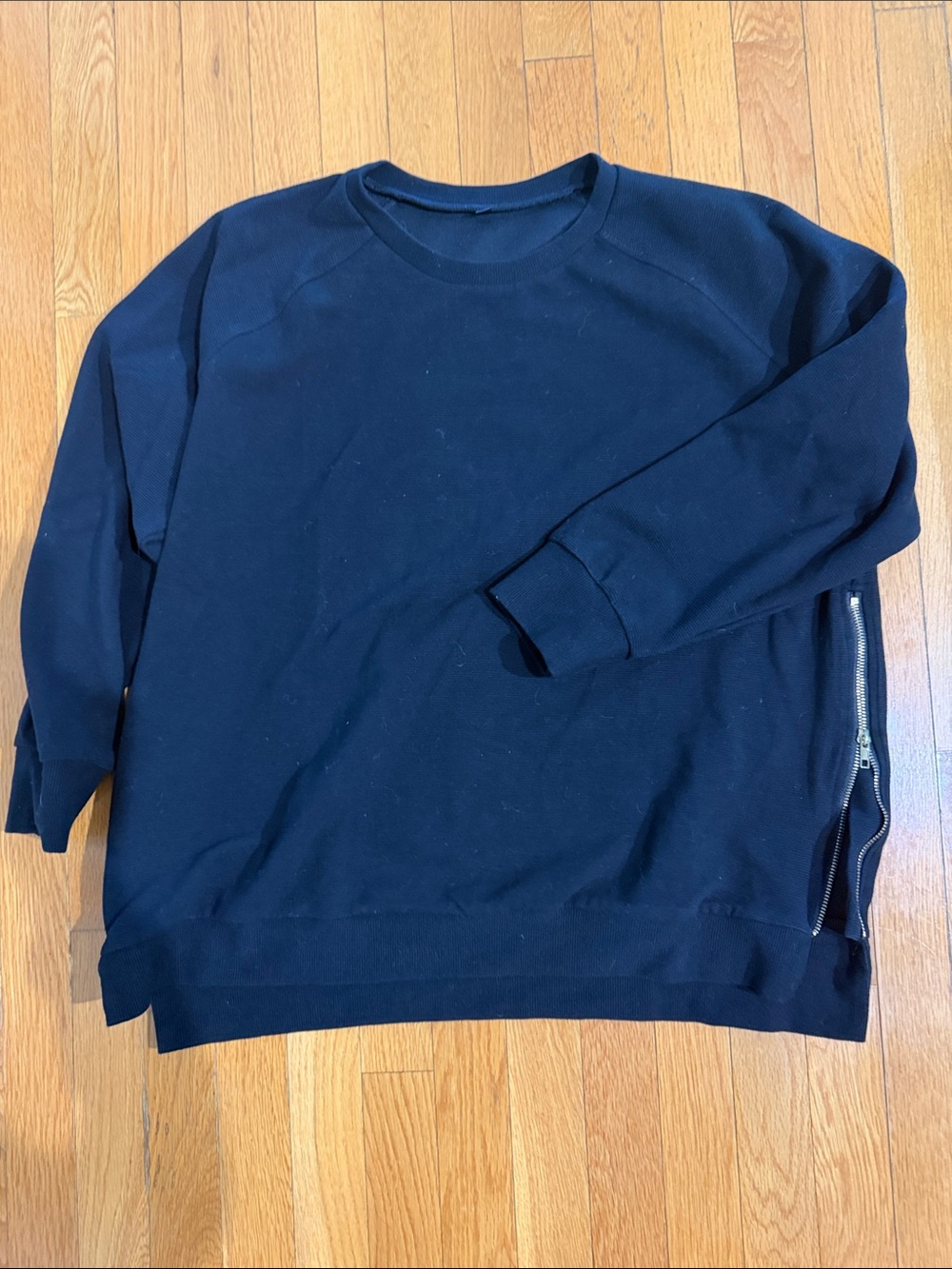 Women’s black ribbed Crewneck Sweatshirt with gold side zips on each side